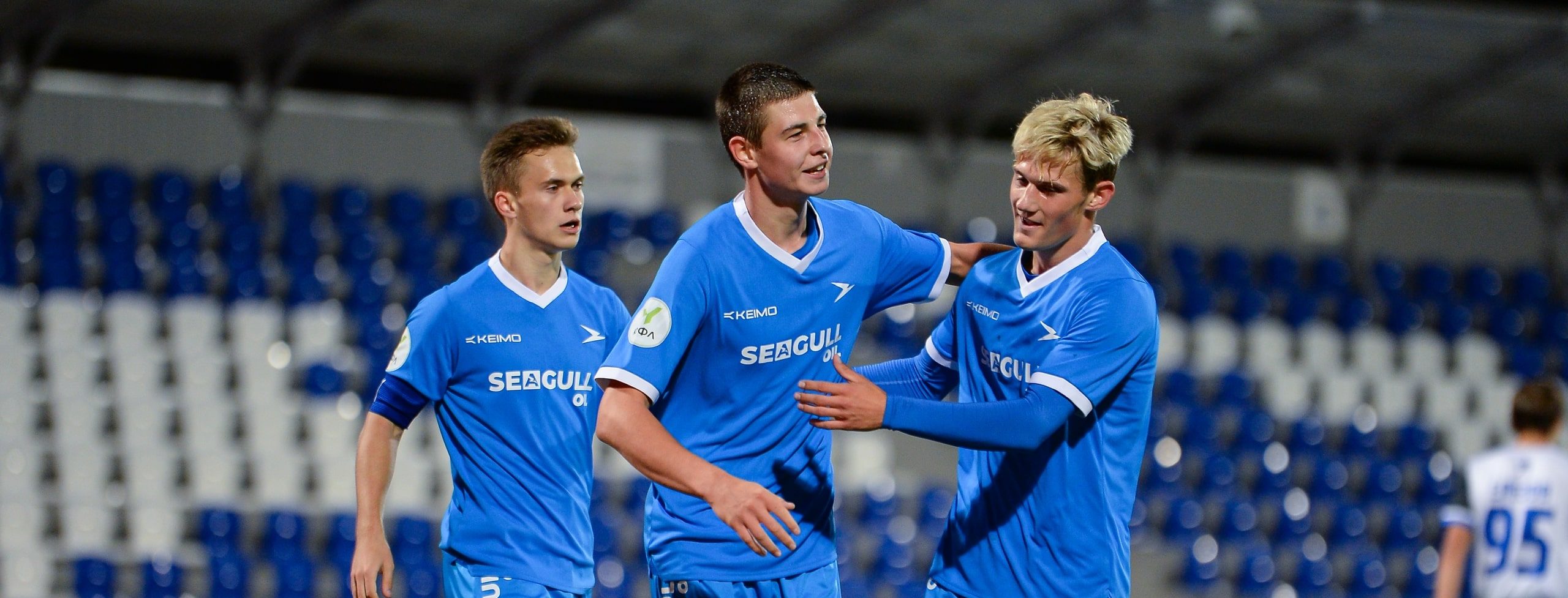 Отправились в гости к лидеру МФЛ-Б